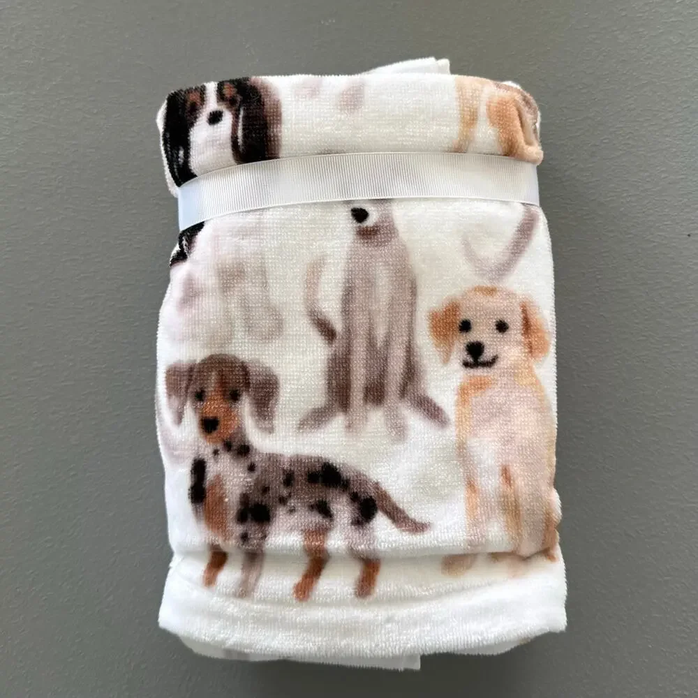 Caro Home 2-Pack Dog Print Hand Towels 100% Cotton Golden Retriever Dachshund